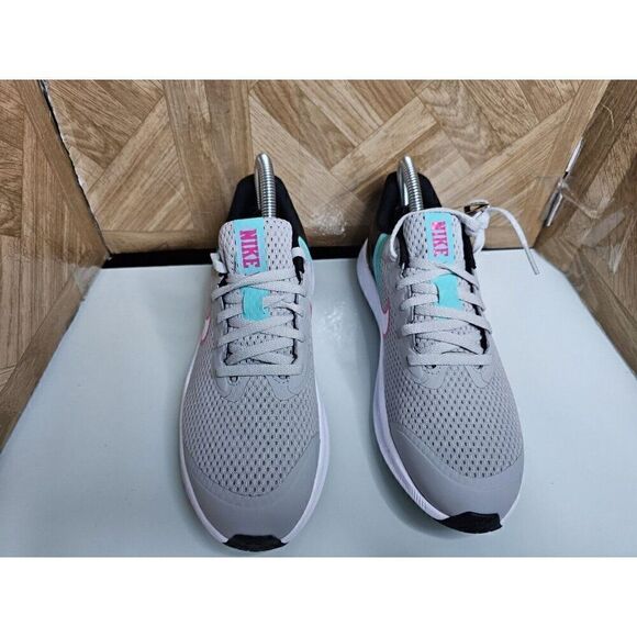 Brand New Nike Women's Star Runner 3 Silver Running Shoes Size 6.5 GS 5Y. 057 - Picture 8 of 11